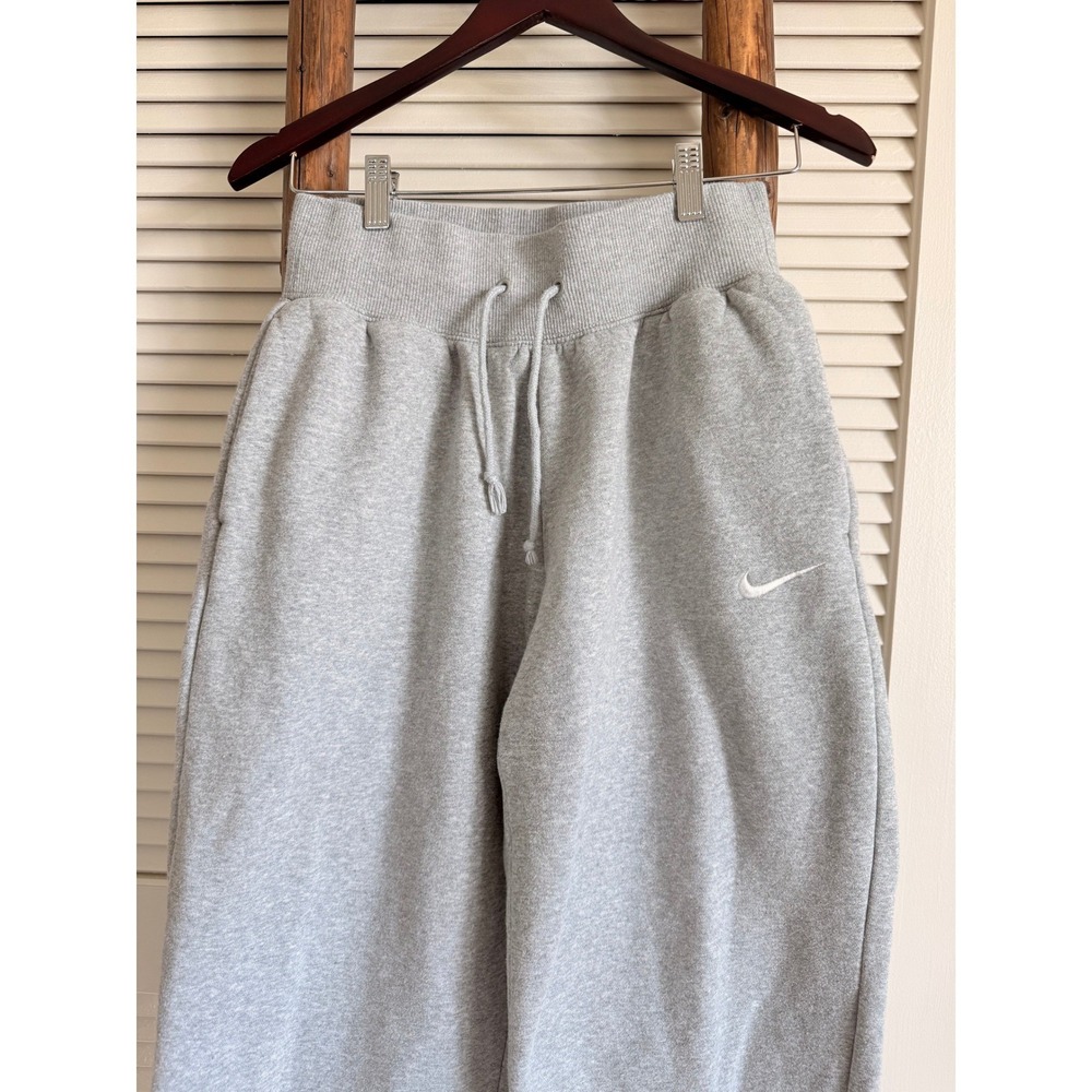 Nike Women's Gray Sweatpants Joggers Small XS Logo Comfort Activewear - Picture 4 of 6
